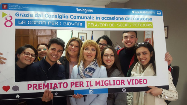 Video degli studenti del Majorana premiato al Comune di Gela per la “Donna nell’era del social network”